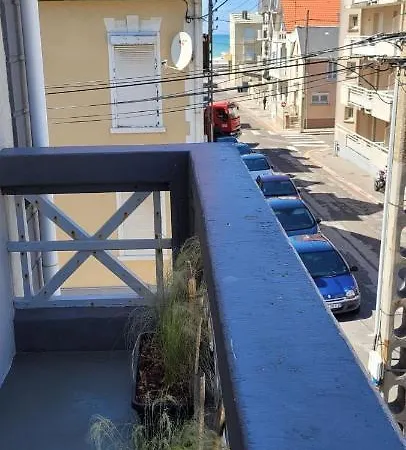 Grand Jaune Pour 4 Pers A Deux Pas De La De Berck