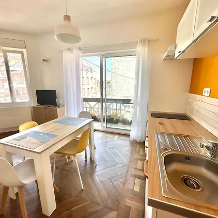 25 M2 à 100m De La * Berck