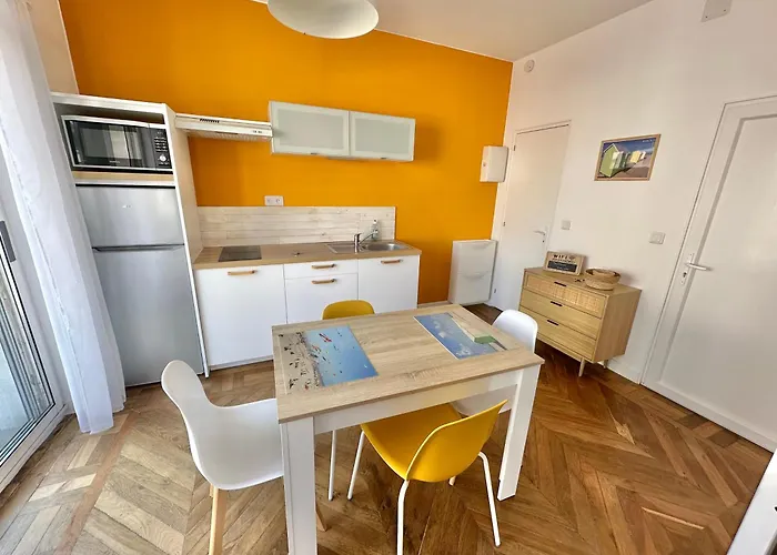 25 M2 à 100m De La * Berck